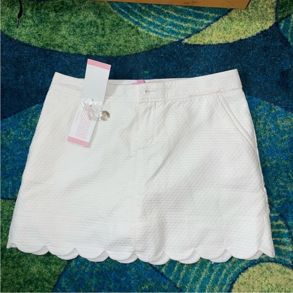 Lilly Pulitzer Dresses & Skirts - Lilly Pulitzer White Mini Skirt with Scalloped Hem
